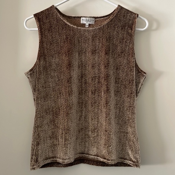 Ninety Tops - NWOT Velvet Tank